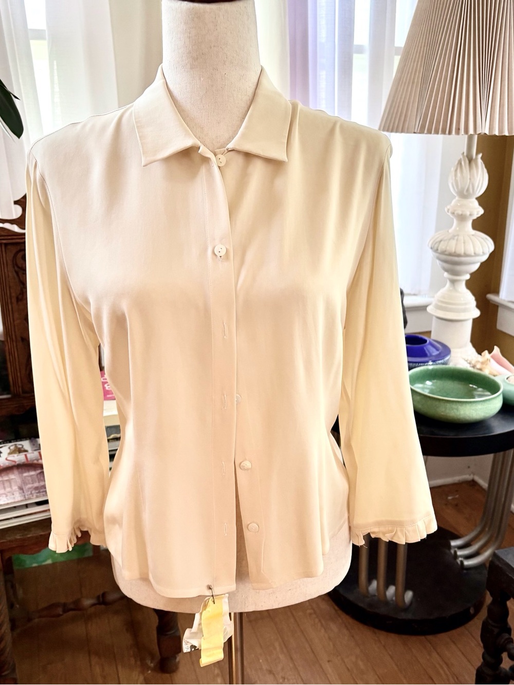 Light Cream Button-Front Silk Blouse with Point Collar